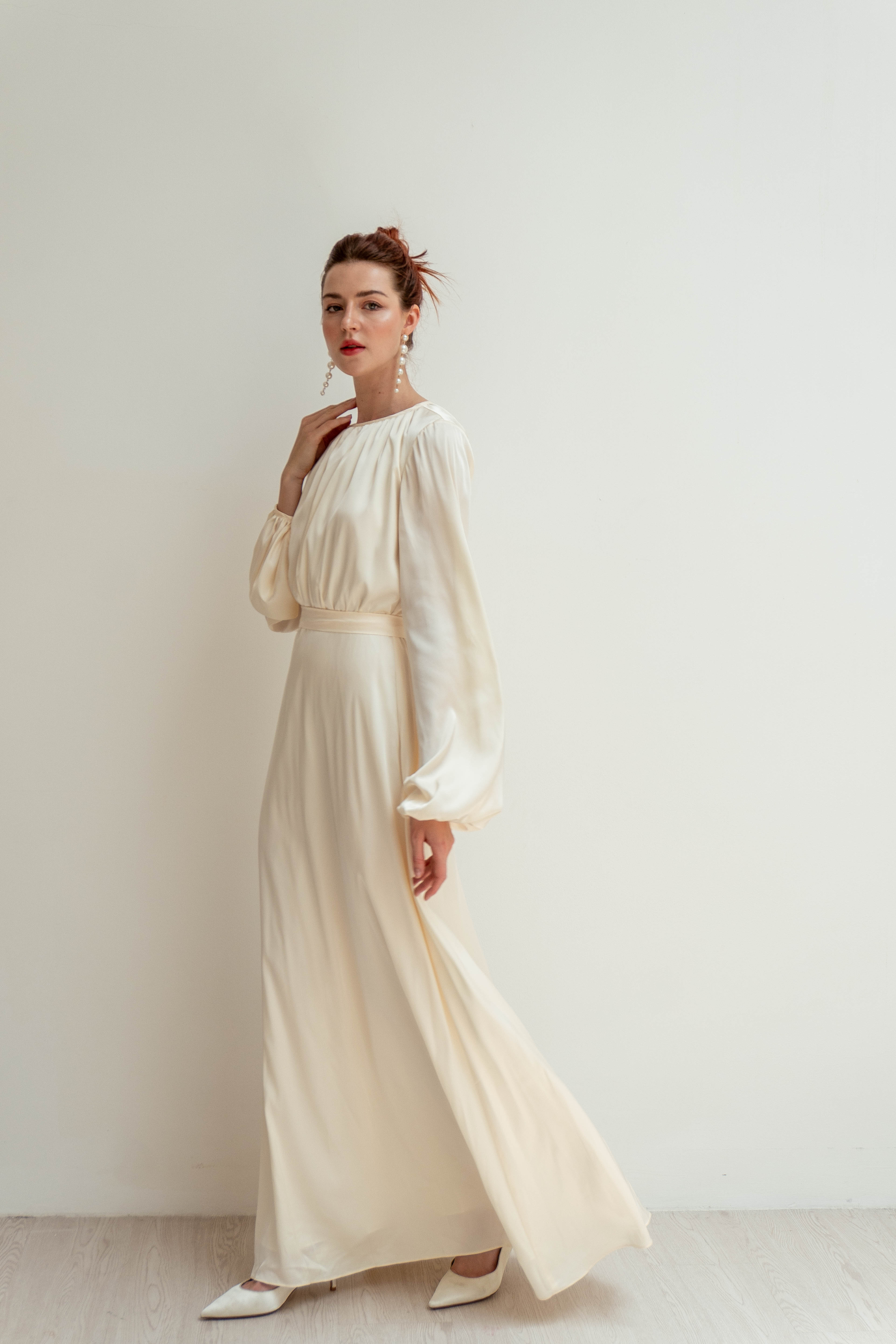 Brinley Long Sleeves Floor Length Dress Noire Brinley Long Sleeves Floor Length Dress Noire
