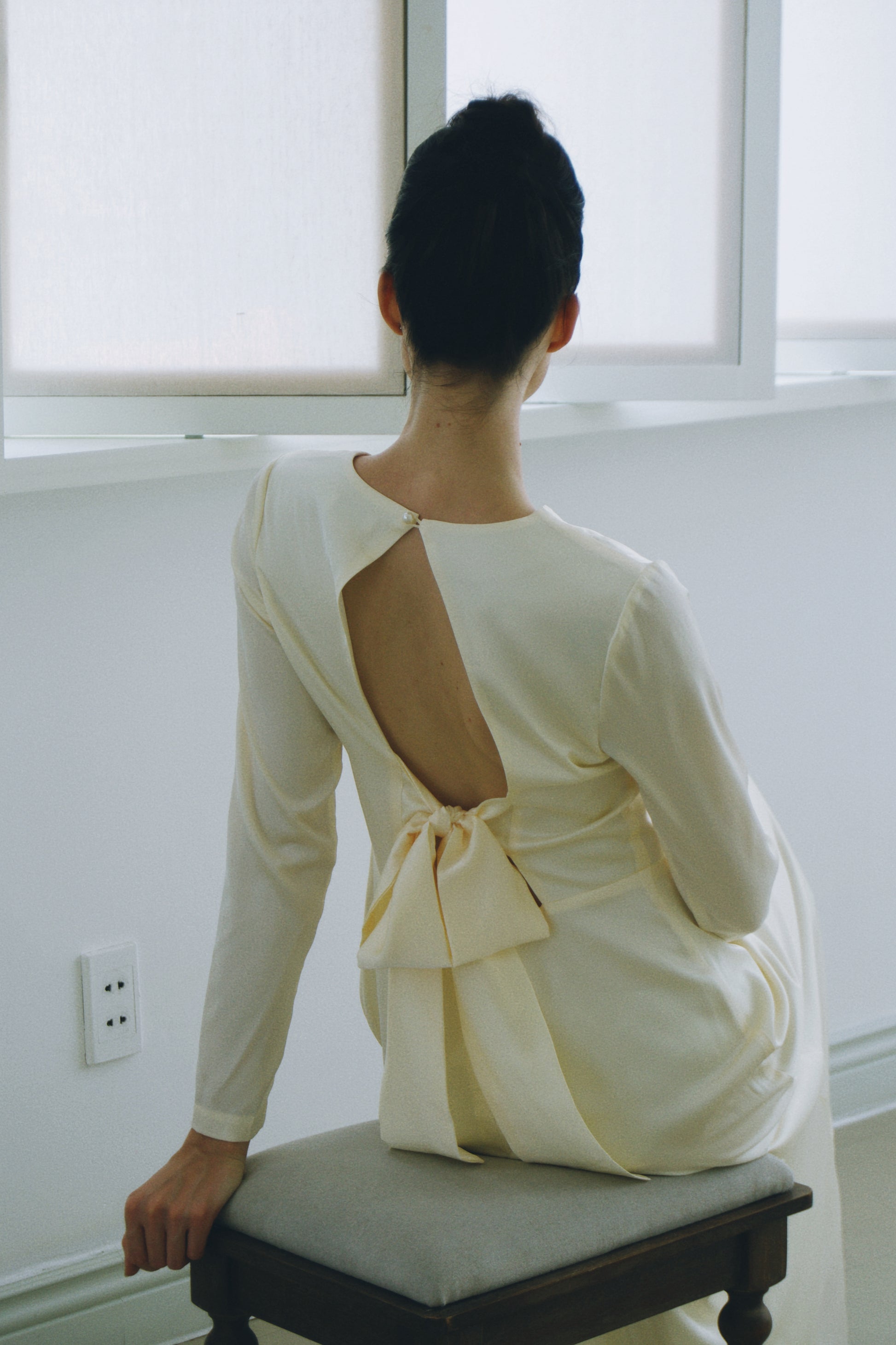 Dana Long Sleeves with Open Back Dress Noire Dana Long Sleeves with Open Back Dress Noire