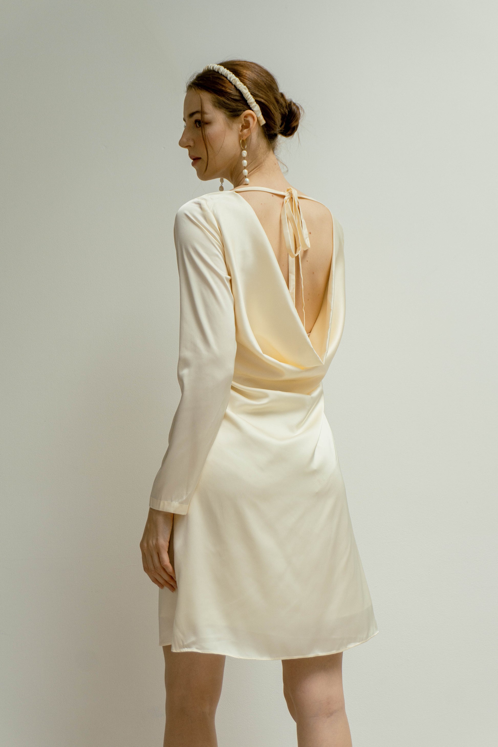 Backless Silk Dress Mini Audrey Long Sleeves Backless Mini Dress Noire Edikted Backless Chainmail Cowl Neck Mini Dress - Gold - Size: Small Backless Silk Dress Mini Audrey Long Sleeves Backless Mini Dress Noire Edikted Backless Chainmail Cowl Neck Mini Dress - Gold - Size: Small